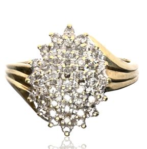 Beautiful 9k gold Diamond cluster ring