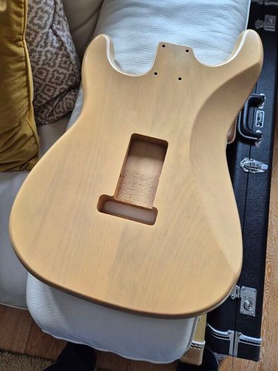 Stratocaster body brand new nitro finish