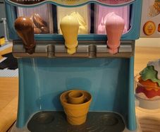 LeapFrog Ice Cream Maker
