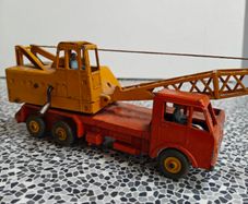 Dinky Coles Crane Lorry