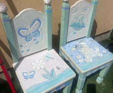 kids chairs