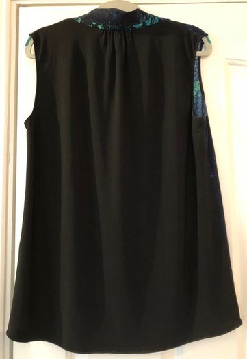 T Tahari top