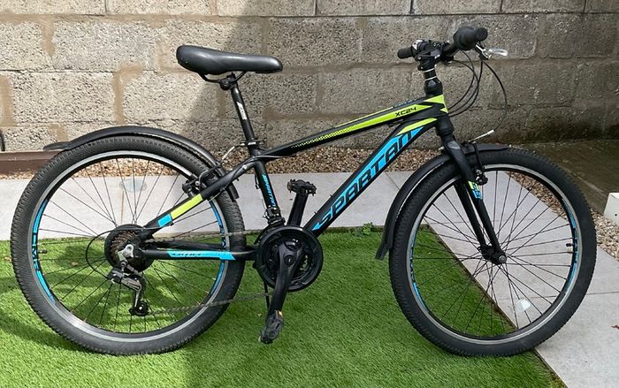 Spartan 24 inch bike 21 speed Shimano