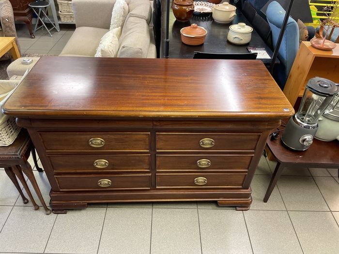 side board