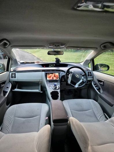 Toyota Prius, NCT, TAX, low milage, read add,