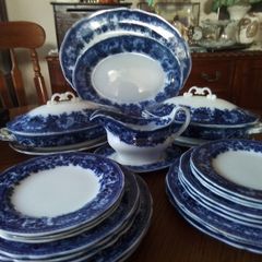 W T Copeland & Sons Blue/White Dinner Set