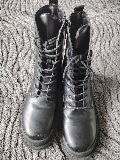 Black Chunky Boots  Size 7
