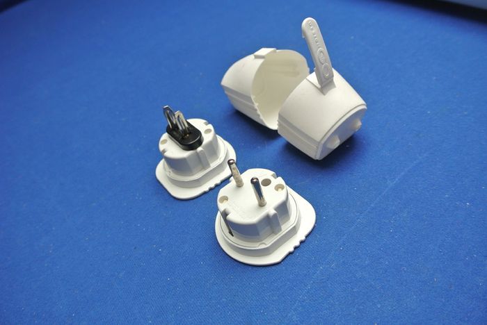 Travel Plug - Double Set - Continental (europe) And Intercontinental (australia Etc)