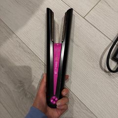 dyson hair straightener