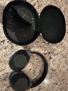 Sony WH-1000XM2 Wireless Noise-Canceling Headphones
