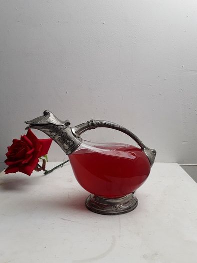 French Carafe in shape of duck
