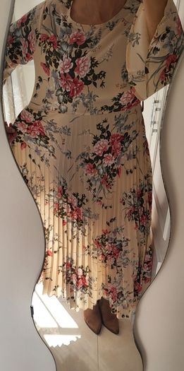 SHEIN floral pleated midi Sz L ( Fit 14-16UK)