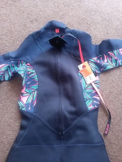 wetsuit