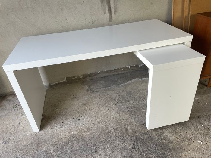 IKEA Malm Desk (Large)