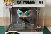 Funko Pop Deluxe Catwoman DC Super-Villains #269