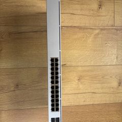 Ubiquiti UniFi USW 24 POE Switch