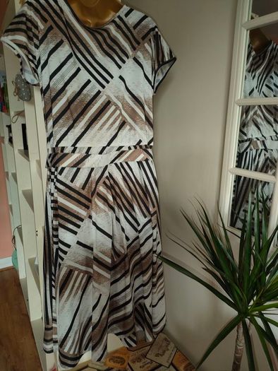 Vintage 70s 80s A-line Dress size medium Postage included