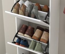 Shoe cabinet