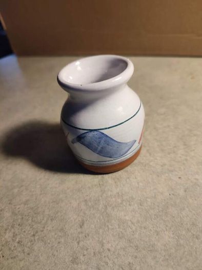Small Pottery Bud Vase No Stamp.