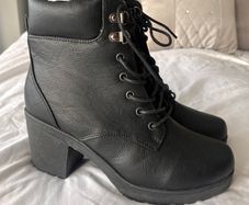 Ankle boots