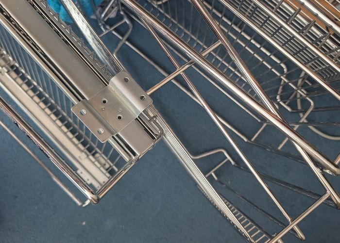 Kitchen baskets with sliding racks