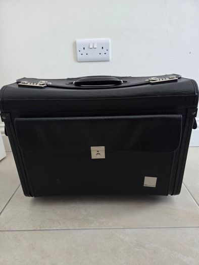 Pilot Case Briefcase