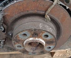 Bmw e90 Right Rear wheel bearing hub with brake caliper Diesel