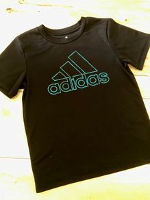 Adidas T-shirt size 6 years old
