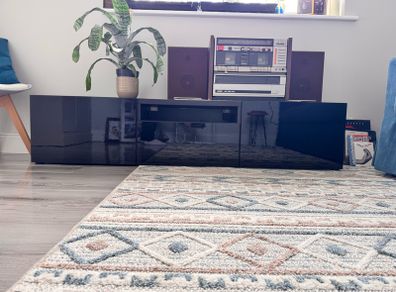 Besta tv unit