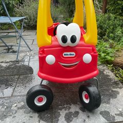 Little Tykes Cosy Coupe Car