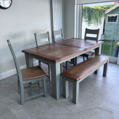 Dinning Table