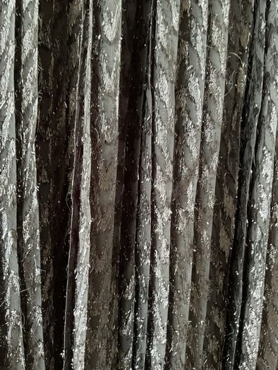 skirt black sparkle pleated skirt elastic waistband size m/l