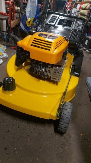 Self drive PRIMAVERA 55OS petrol lanwmower for sale.