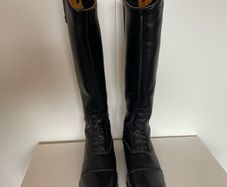 Ladies Horse Riding Boots Size 6