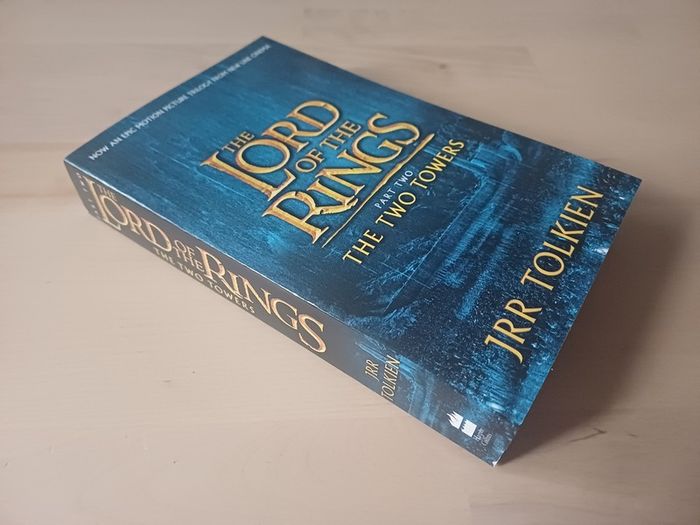 The Lord of the Rings 3 Volumes by J.R.R. Tolkien (Fantasy Paperbacks 2002)