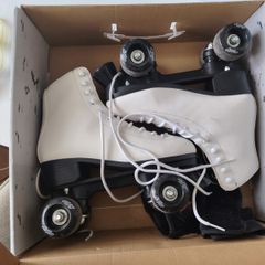 Rolling skates size 5