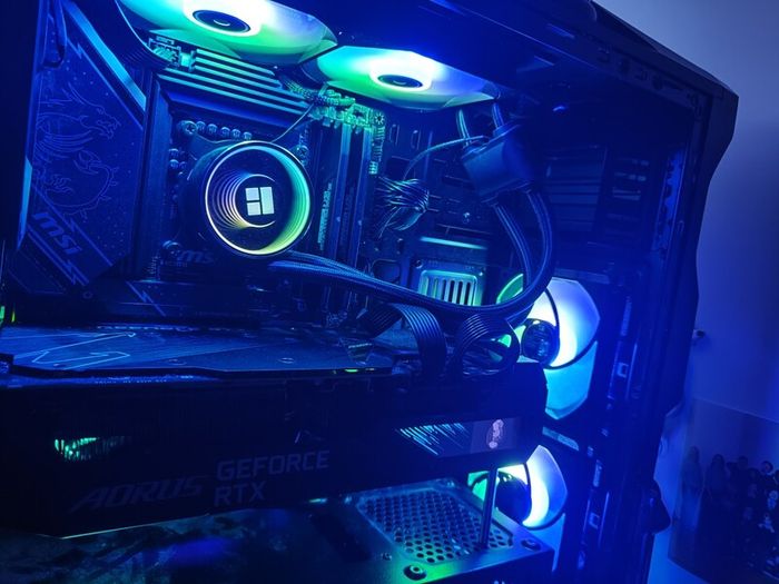 Gaming PC RTX 3080 + Monitor