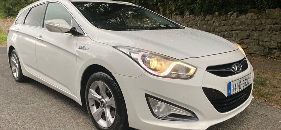 Hyundai I40 Luxury Touring Nct 7/27 Beautiful Exa