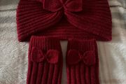 Girls hat and gloves