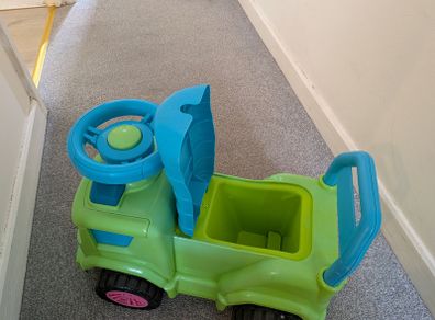 Toddler toy truck