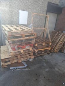 Free pallets to take away