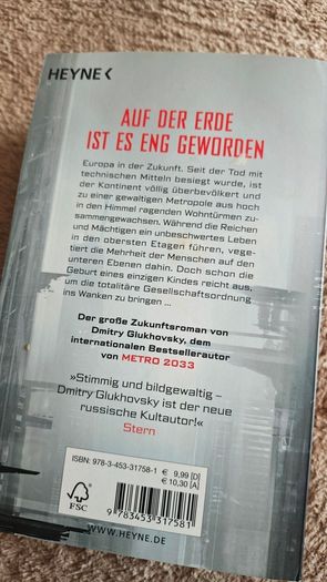 Dimitry Glukohovsky - Futu.re (In German)