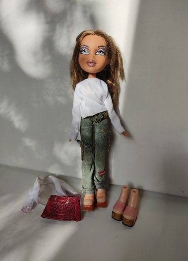 Bratz Vintage Jasmin MGA 2001