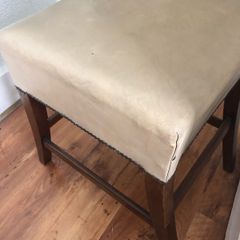 piano stool