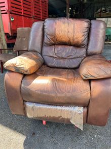 Leather recliner couch/sofa and armchair