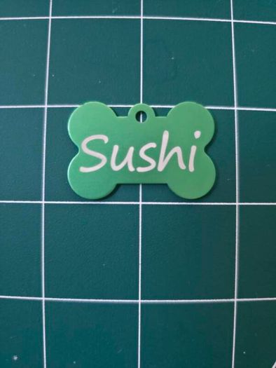 Pet name tags