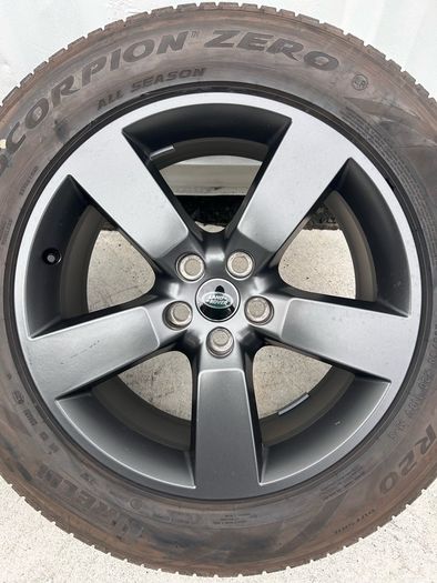 Genuine Land Rover Defender 20" Alloy Wheels - Pirelli LR Tyres