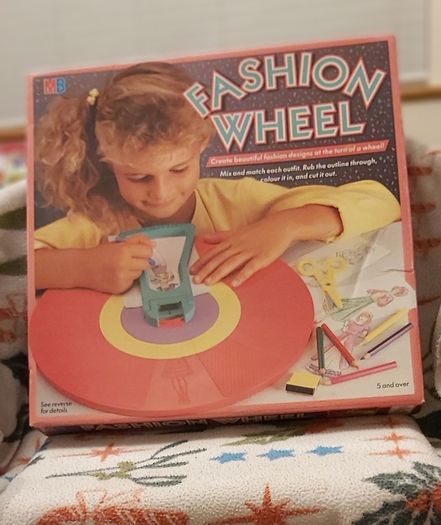Vintage ;  M B Fashion wheel 1987