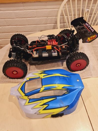Xtm brushless buggie rc car