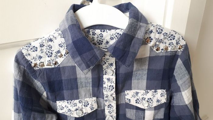 Girls blouse